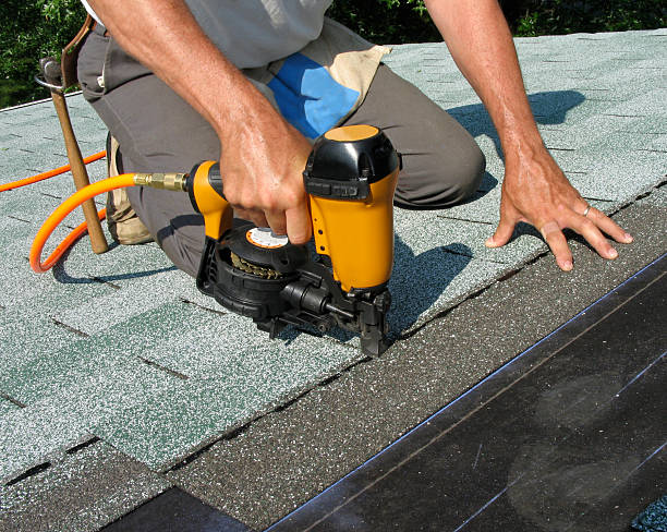 Professional Roofing Contractor in Mccullom Lake, IL